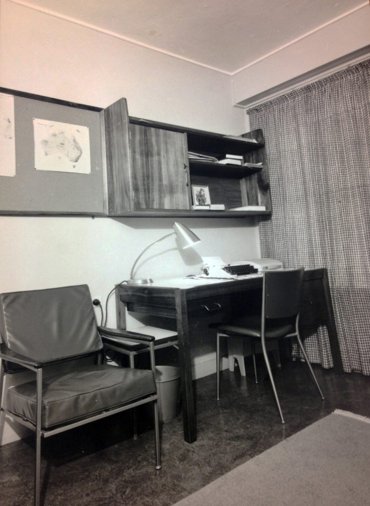 1960 BRUCE HALL STUDY RM